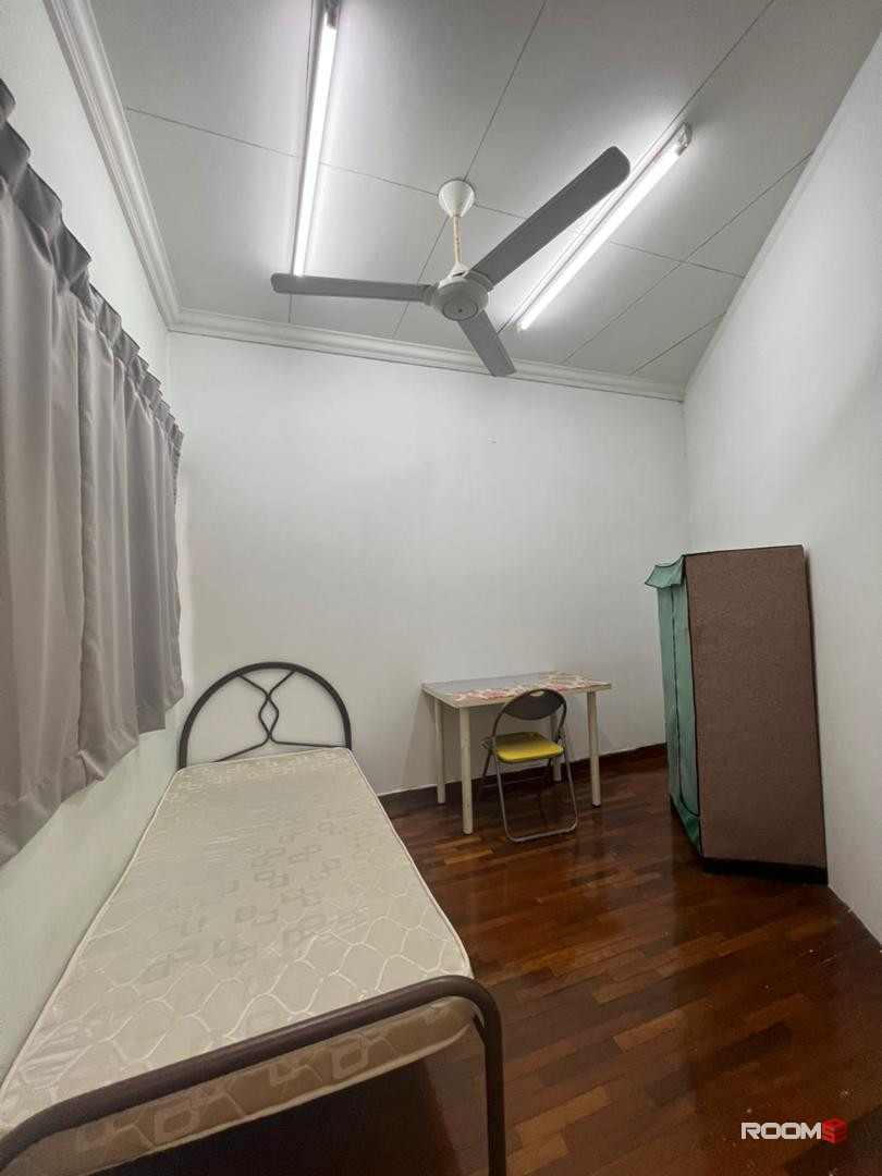 🔥Fully Furnished Single Room 🔥Walking Distance to MRT Bandar Utama, High Speed Wifi