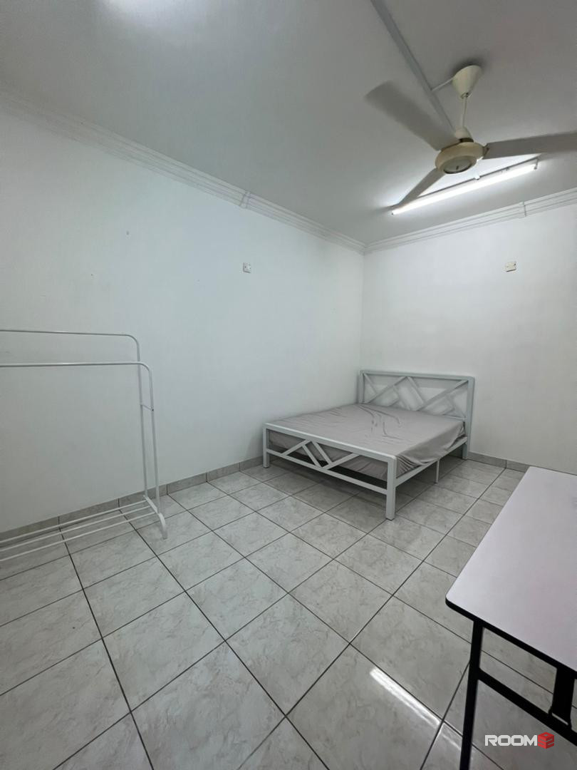 🏙️💖 Bandar Utama, Nice & Clean Fully Furnished Room + Private Attached Bathroom 🚿🏠 (Free Utilities & WiFi) 📶💡🛏️🏠
