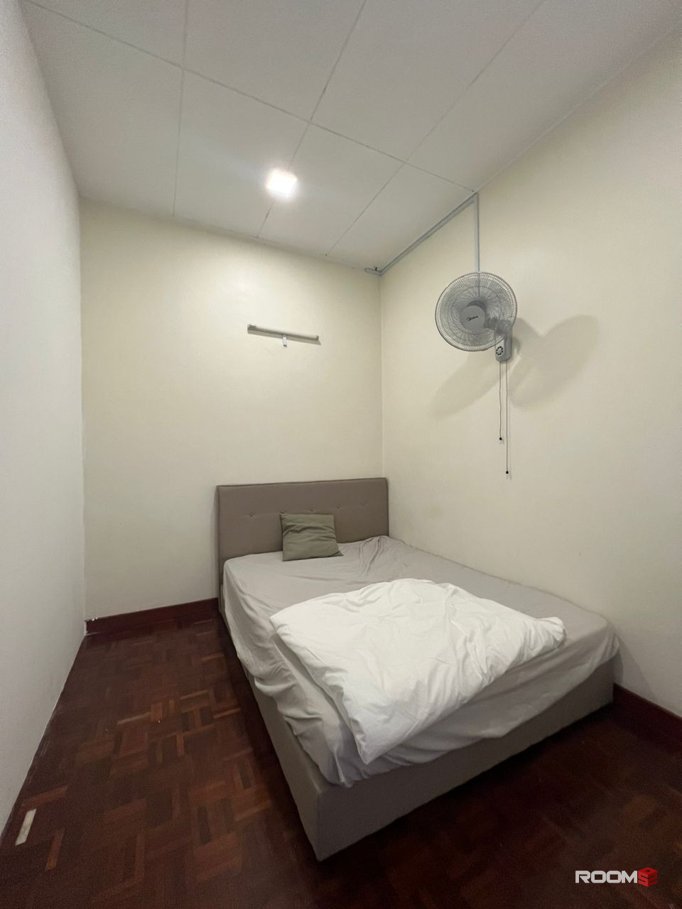 ZERO DEPOSIT Early Bird Price🌻Private Room With Private Toilent 🎊Supperrr Comfortable@Bandar Utama