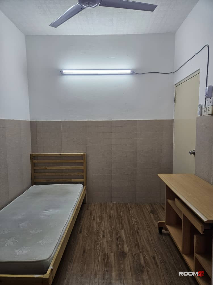 taman sea landed single room