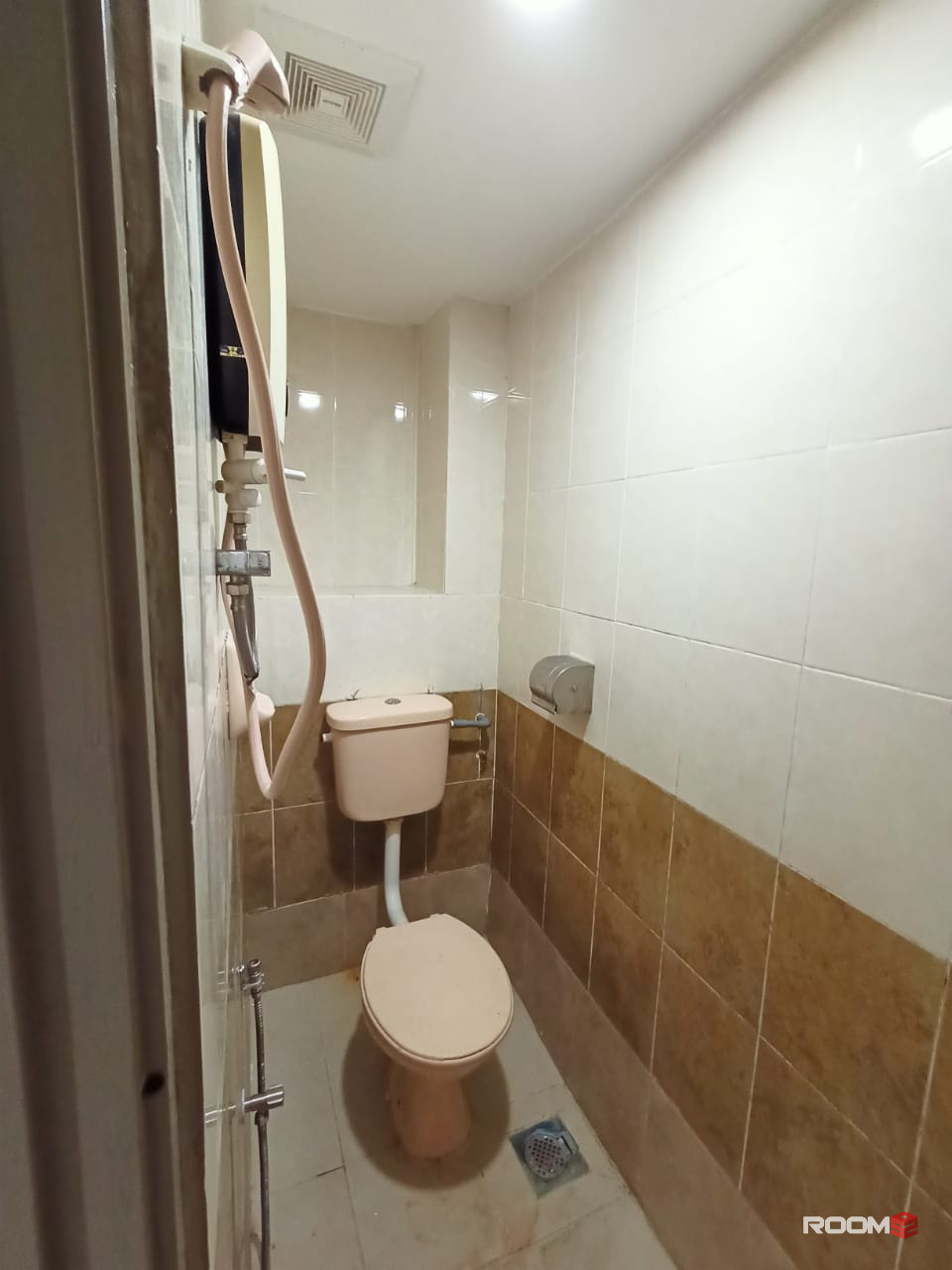 🌈NEW UNIT Middle & Single Room at Damansara Perdana, Damansara Utama 8minswalk to TTDI MRT Station