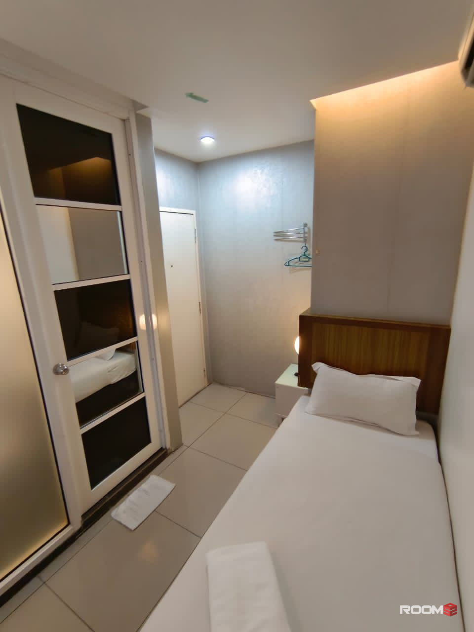 8 mins🚶🏼MRT Surian 💥 Room with 🚽Kota Damansara The Strand, Tropicana