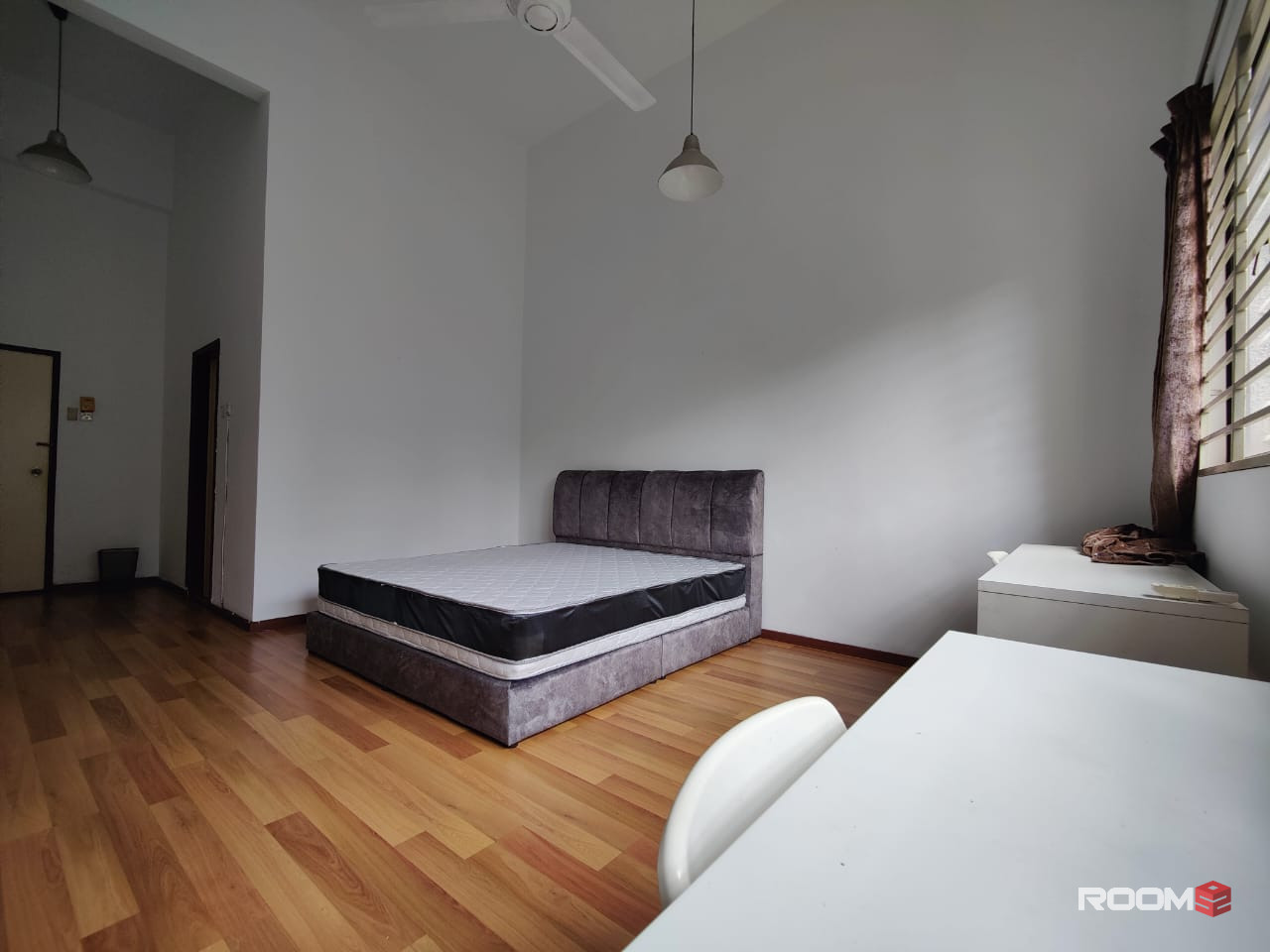 Master Room Private Bathroom! Newly Renovated! (Direct Link Sunway University) @ Lagoon View