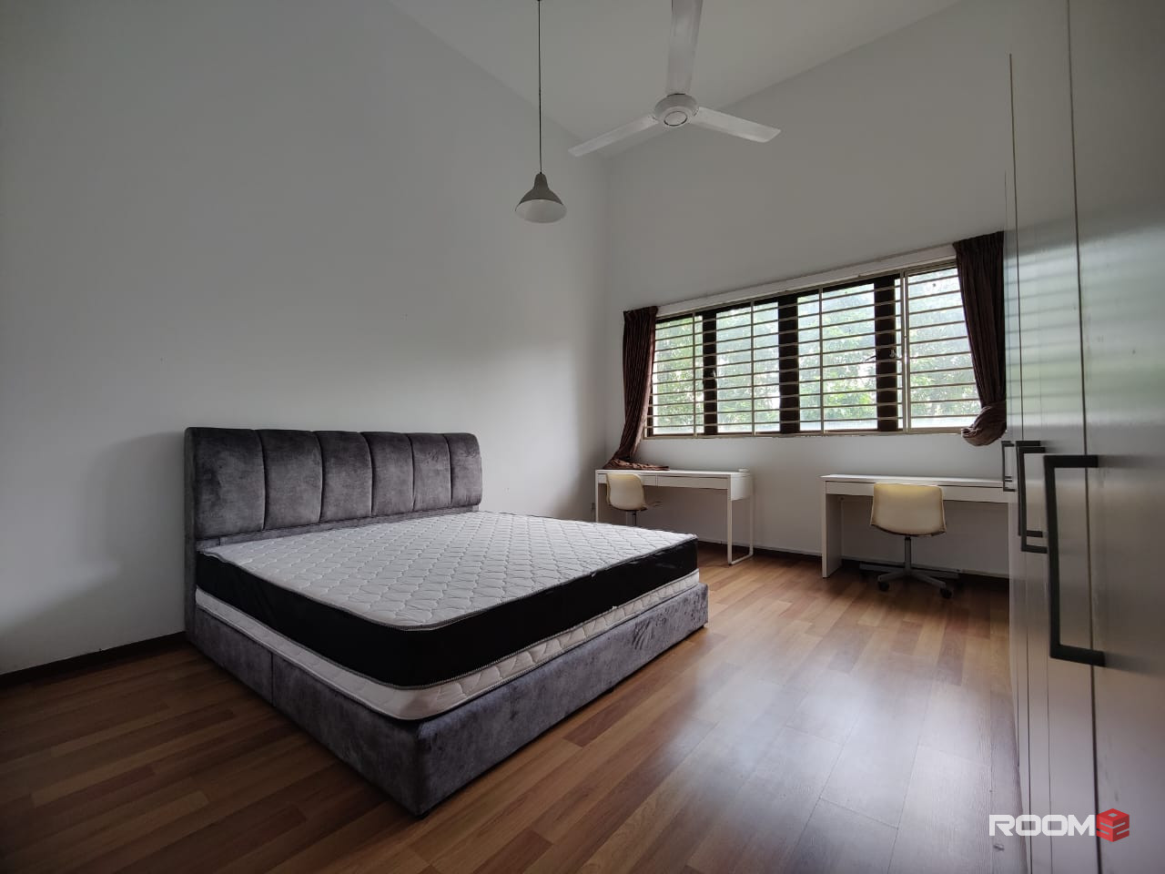 Master Room Private Bathroom! Newly Renovated! (Direct Link Sunway University) @ Lagoon View