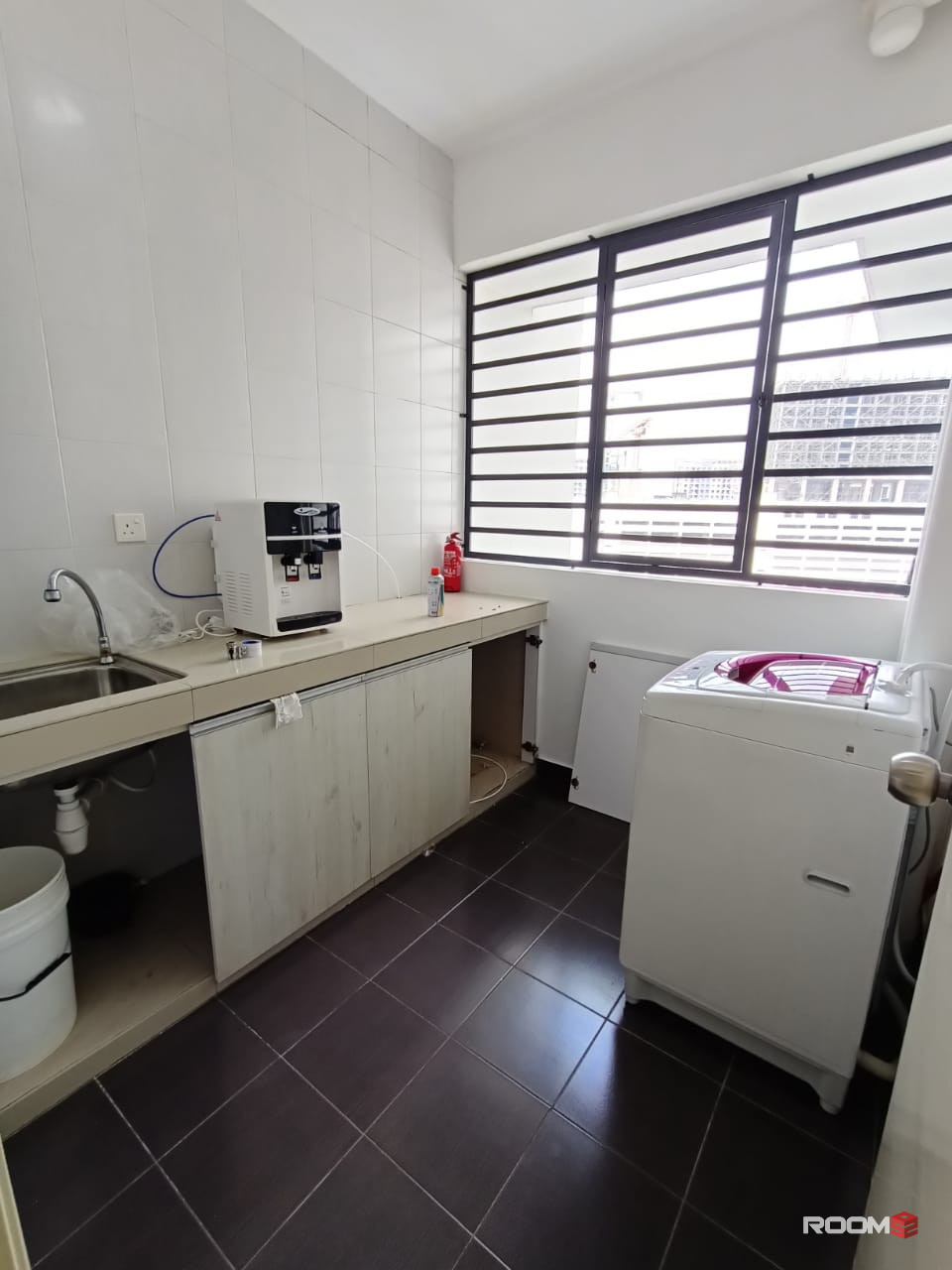 Room for rent at Aliff Avenue @ Damansara Aliff Tampoi