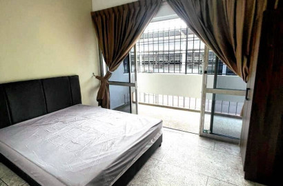 🚶‍♂️ Walking Distance to CIQ - Balcony Room ❗ PROMOTION ❗