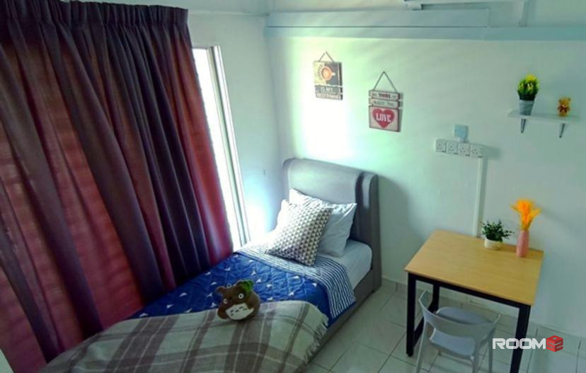 Convenient Room Rental @7 Min Walk To MRT Putrajaya Line 🚄