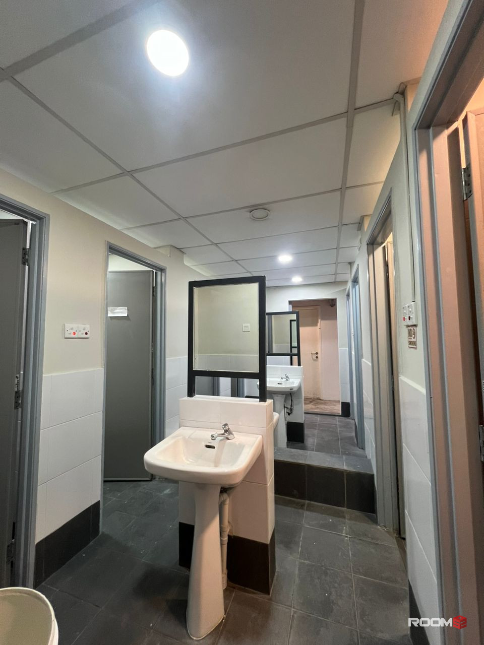HOT PROMO 🔥 Furnished Single Room with Sharing Toilet near to USJ 21