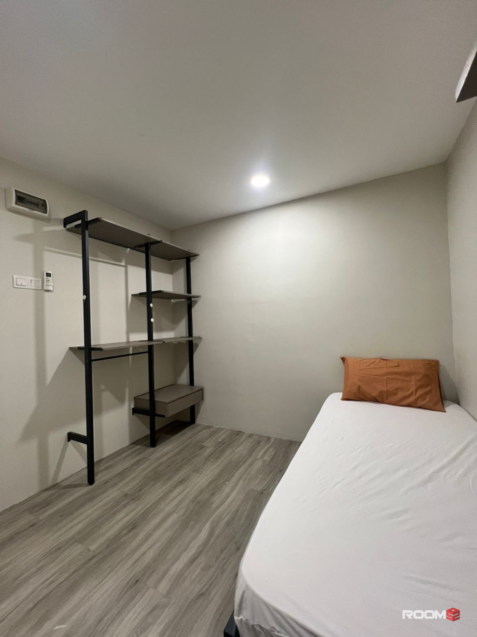 HOT PROMO 🔥 Furnished Single Room with Sharing Toilet near to USJ 21