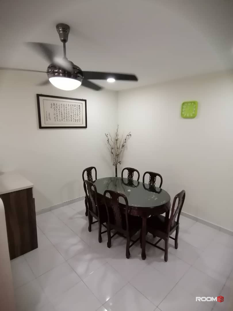 Room for rent at Taman Bukit Indah @ Nusajaya