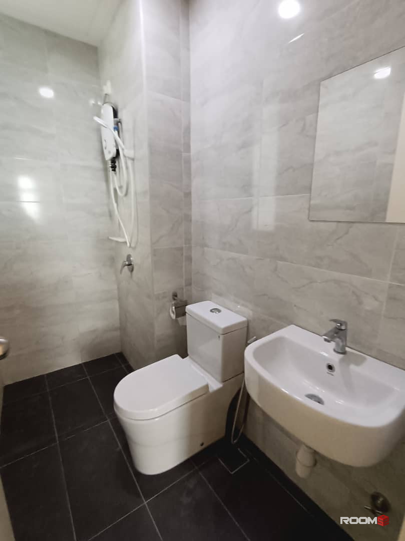 Room for rent at Sks Pavillion @ JB Town Area