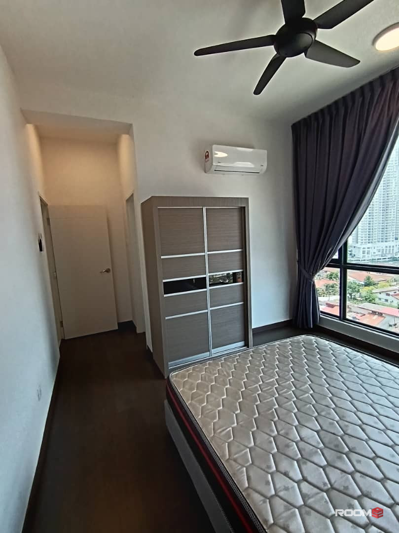 Room for rent at Sks Pavillion @ JB Town Area