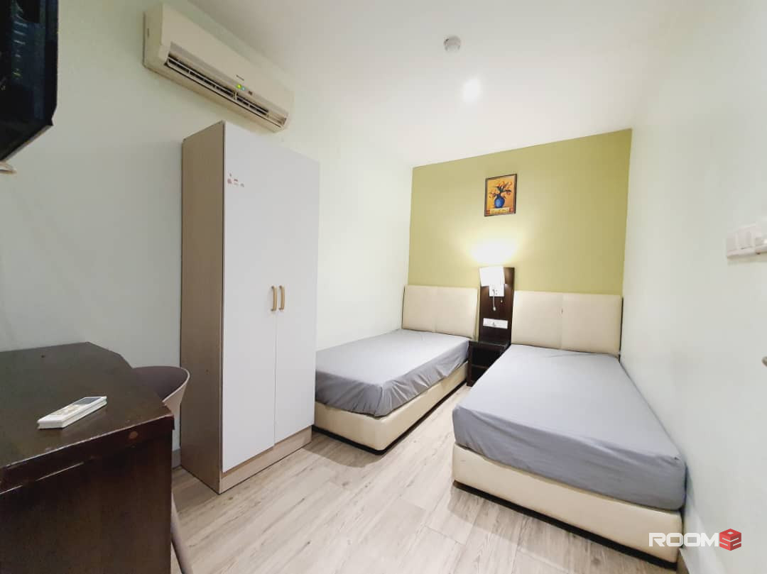 🚩MASTER ROOM FOR RENT AT PETALING STREET🚩🚝3 Min MRT Pasar Seni  🚄4 Min LRT Pasar Seni 🚌🏢12 TRX Exchange