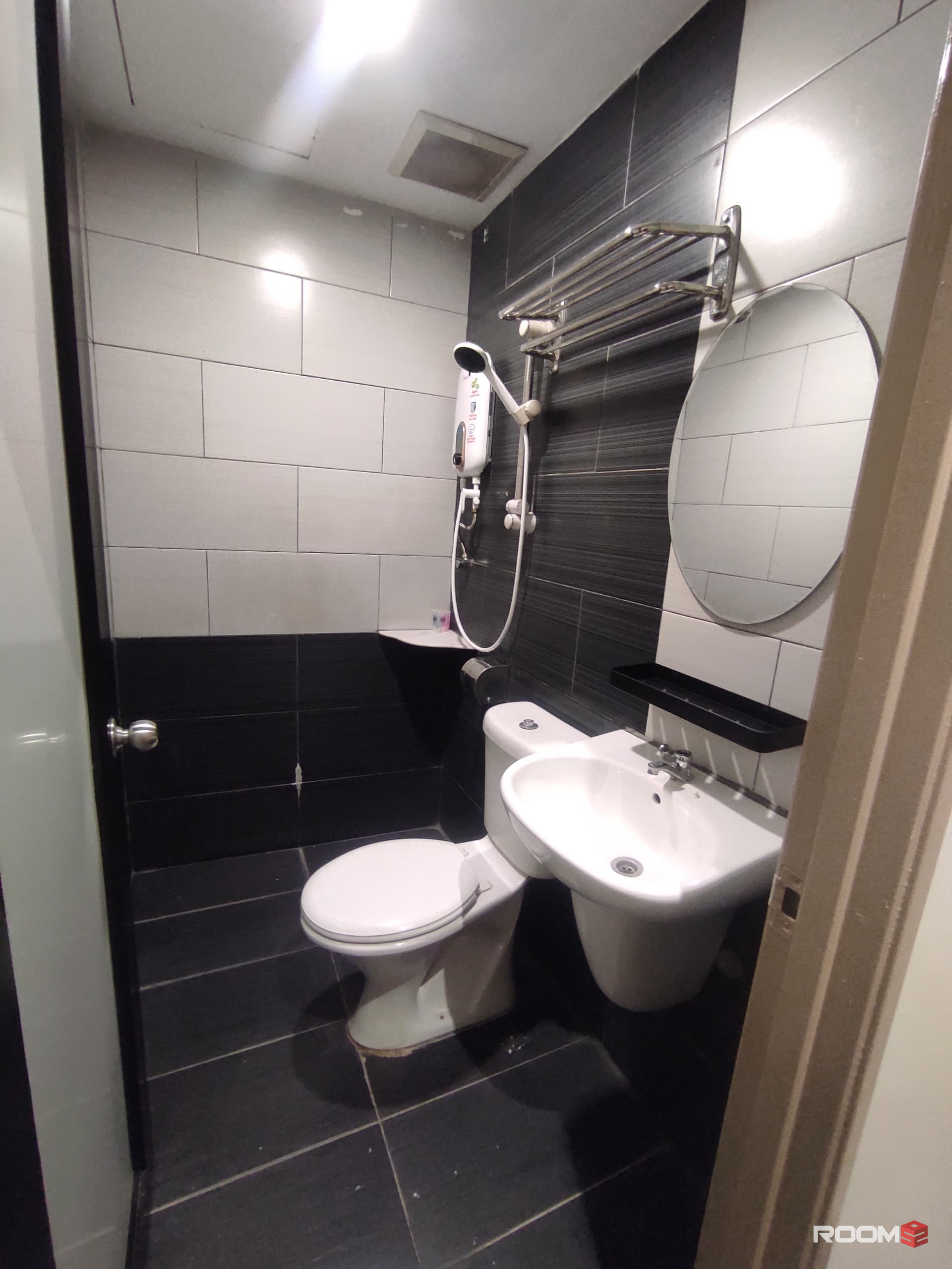 5 Mins 🚶 to BRT Station at Bandar Sunway, Petaling Jaya