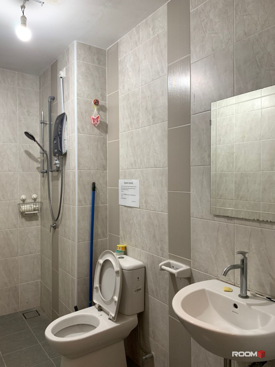 Room for rent at Sky Breeze Apartment @ Bukit Indah JB