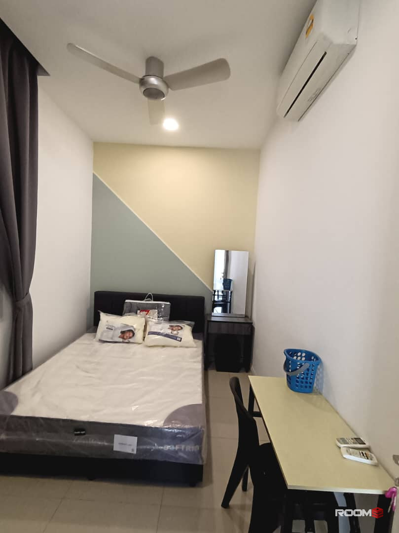 Male room for rent at D’Pristine @ Medini Near Legoland