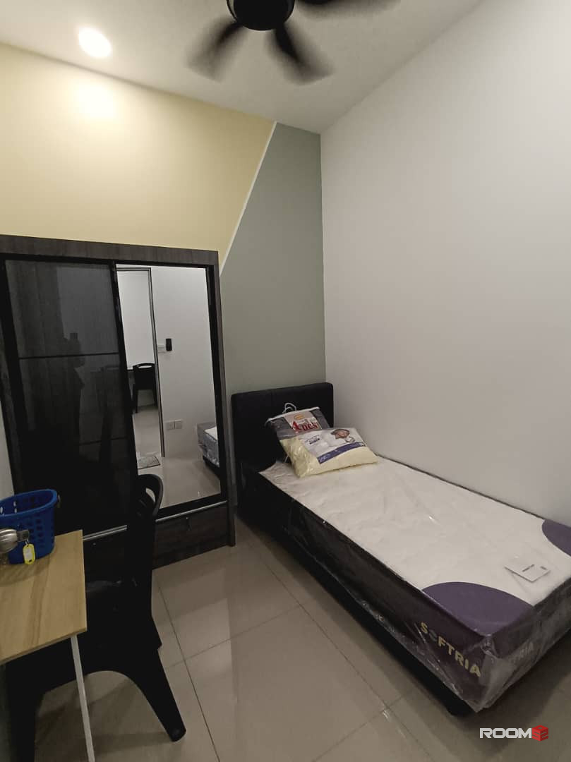 Male room for rent at D’Pristine @ Medini Near Legoland