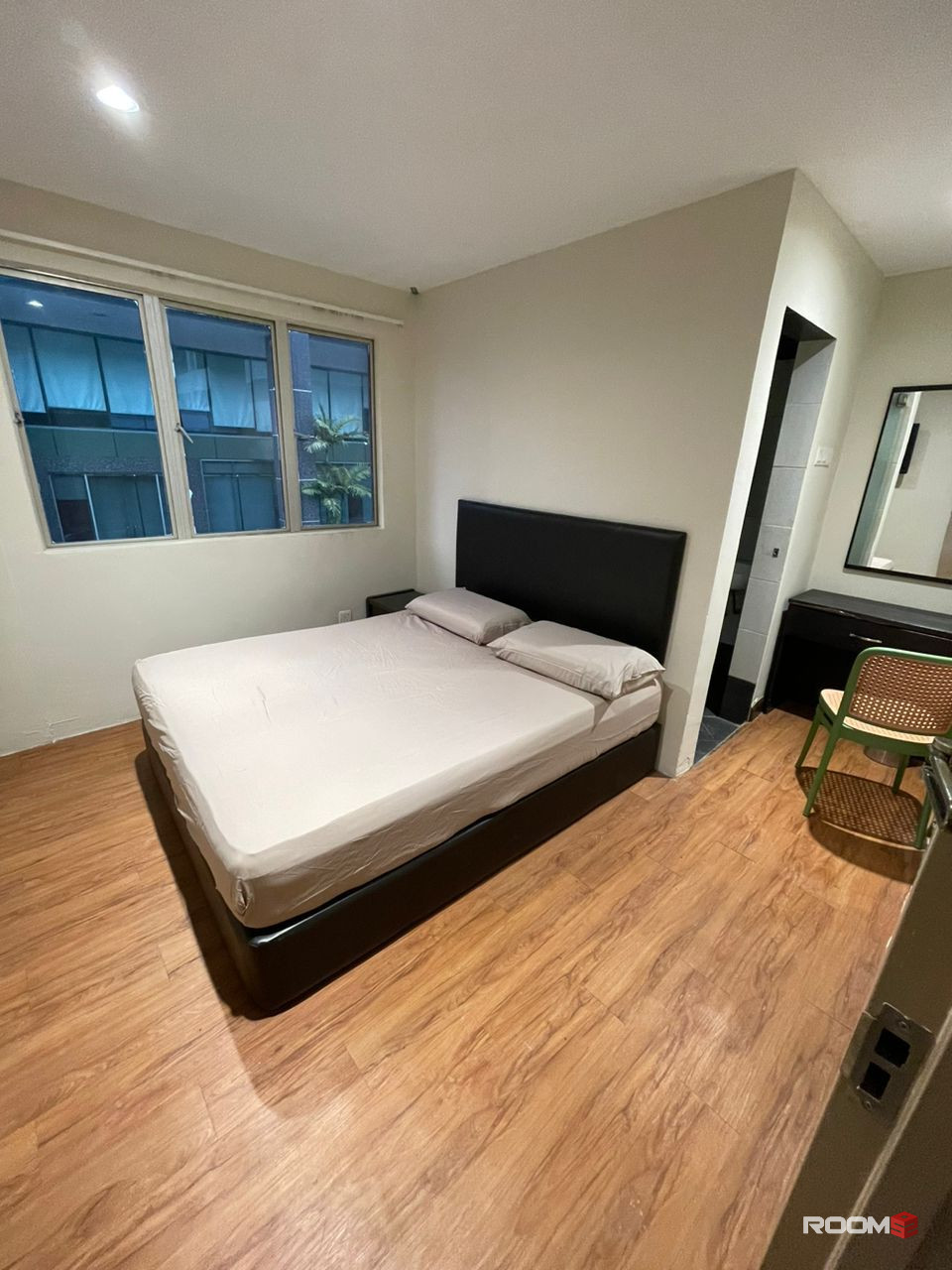 🤩MASTER ROOM FOR RENT🤩ZERO DEPOSIT APPLY✊🚗driving distance to ICITY 🚗UITM SHAH ALAM 🚗Shah Alam Hospital🚗AIA