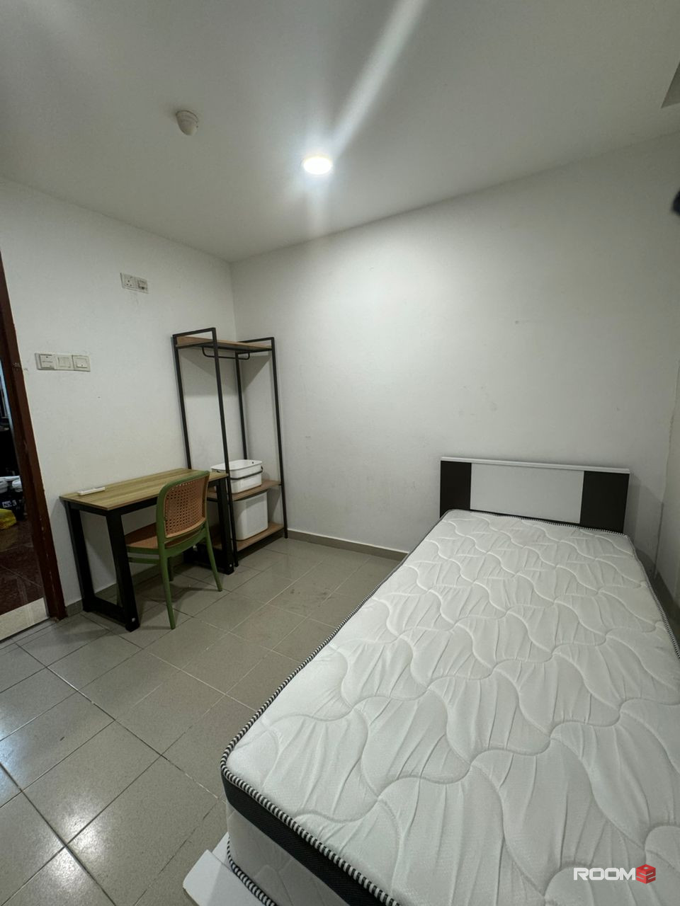 🌈 Easy Move In - Zero Deposit Room for Rent near Serdang Raya Selatam MRT Station Seri Kembangan