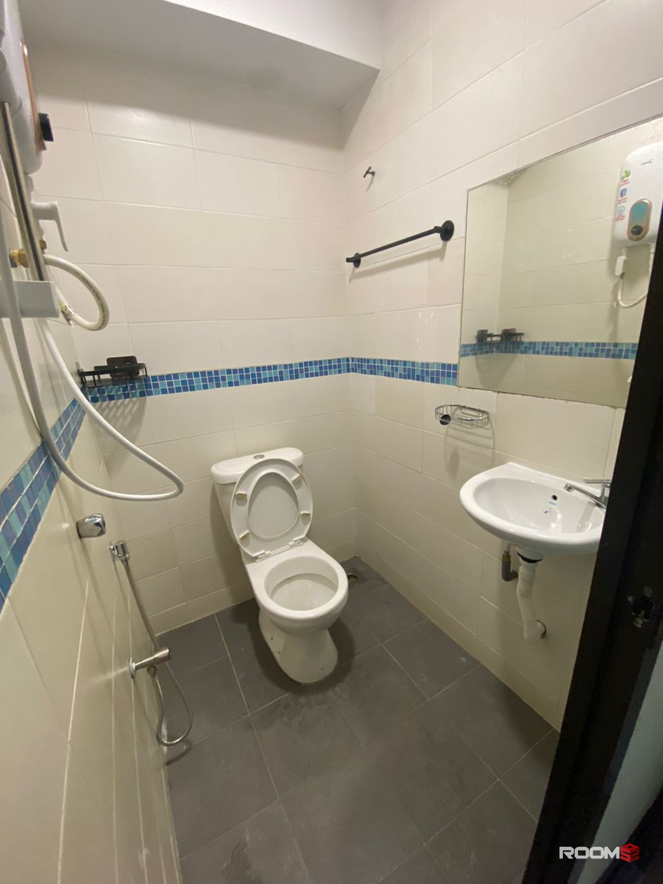 Just 10min 🚶‍♂️to INTI College Subang 🎓 Private Room Rental in SS15 🚫 Deposit