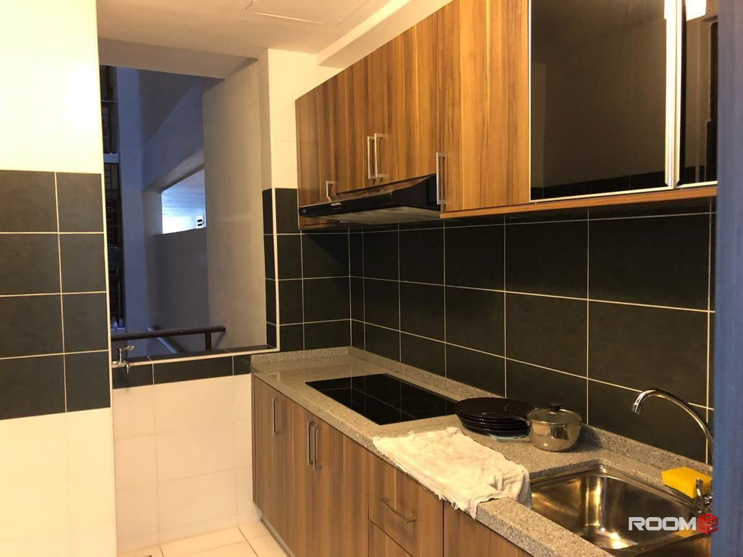 Room for rent at D'Inspire @ Nusa Bestari near Taman Bukit Indah