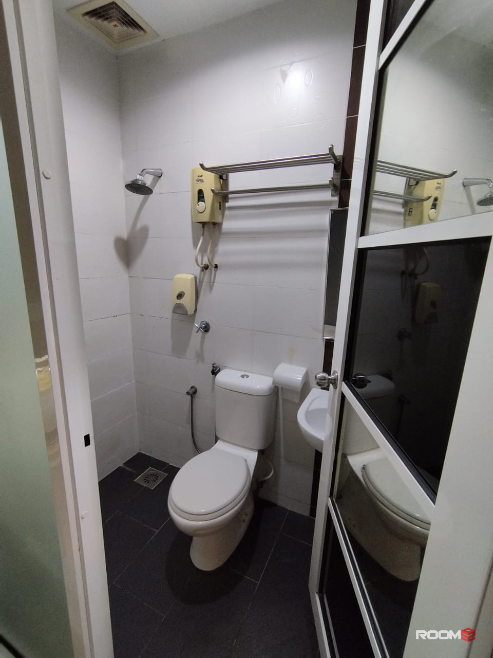 LOW DEPOSIT,NICE ROOM,BV KOTA DAMANSARA/ ROOM FOR RENT