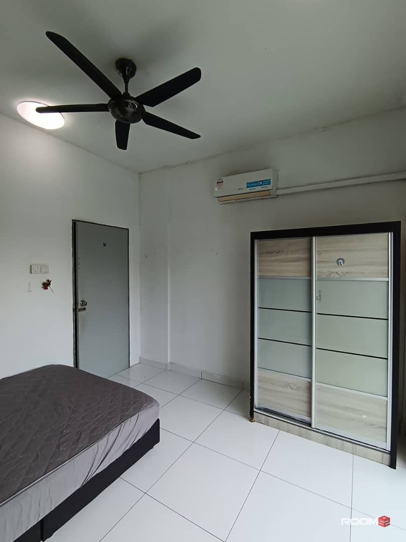 Room for rent at Twin Residence @ Taman Kobena Tampoi JB