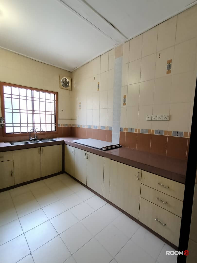 Female room at Taman Bukit Indah @ Iskandar Puteri
