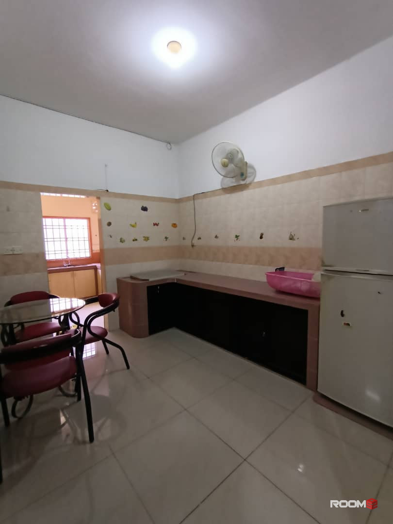 Female room at Taman Bukit Indah @ Iskandar Puteri