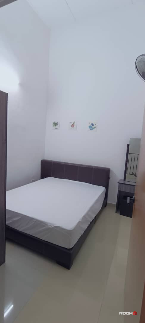Female room at Taman Bukit Indah @ Iskandar Puteri