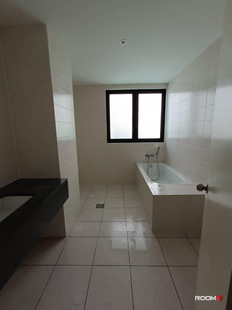 🙋‍♂️COUPLE ROOM FOR RENT 🙋‍♀️📍Luxury Condo Room for Rent 🏡 I -RESIDENCES @ I-CITY, Shah Alam Golden Triang🎊🎊