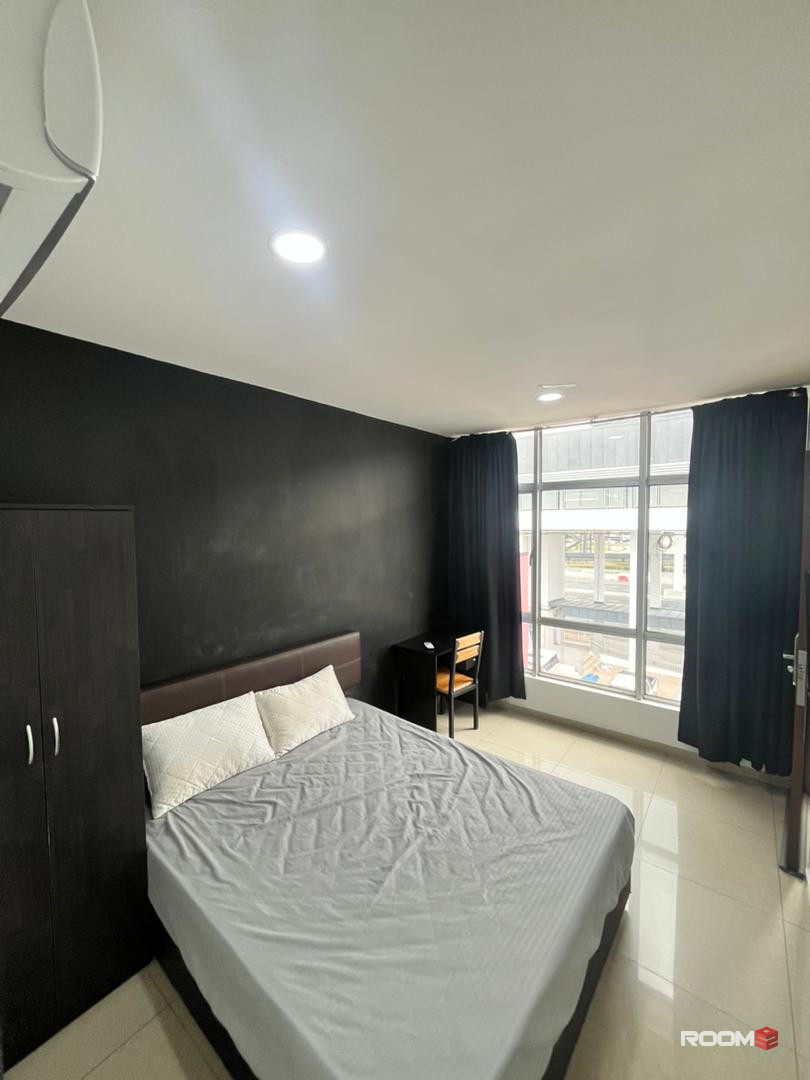 🎉ZERO DEPOSIT🎉BANDAR BOTANIC KLANG SWING & PILLOW  CO-LIVING MASTER ROOM FOR RENT 🎊🎊OPPOSITE BUKIT TINGGI AEON MALL�