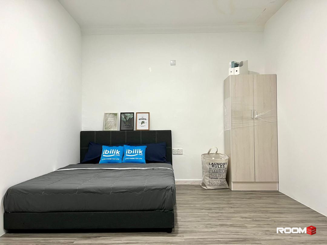 😍 Prime location near HSI & Tebrau hotspots – Stylish rooms, great amenities, zero deposit! Ready for you now! 🚪✨