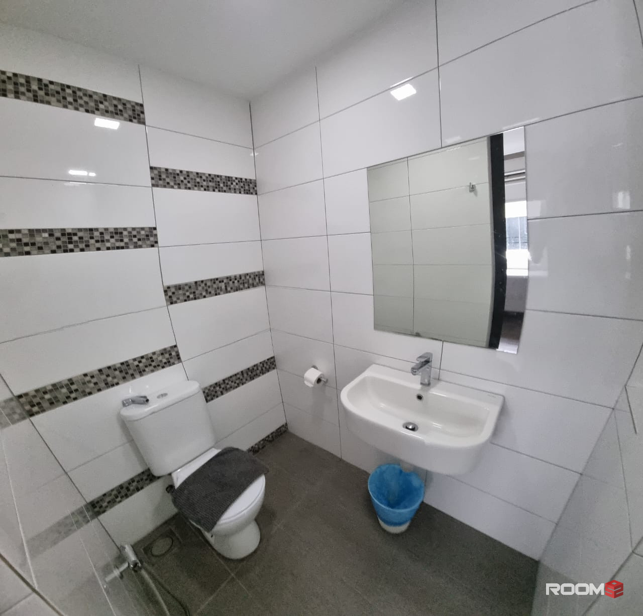 *Master Room @ Cheras Maluri near MRT Maluri & Velocity Mall, KL