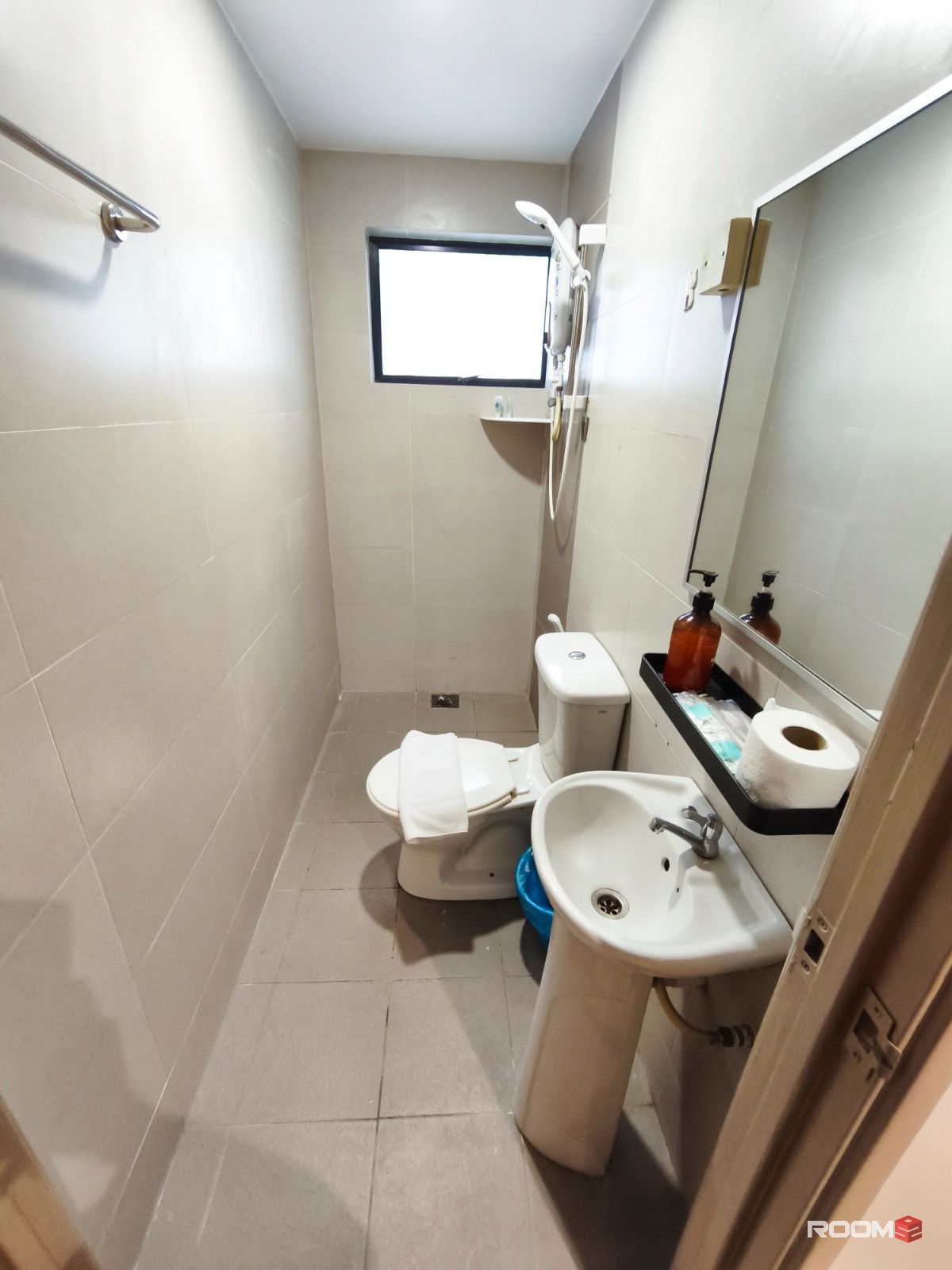 🌟MASTER ROOM ATTACHED PRIVATE BATHROOM🌟 @ Swiss Cottage 🚶‍10 mins to MRT Titiwangsa Station
