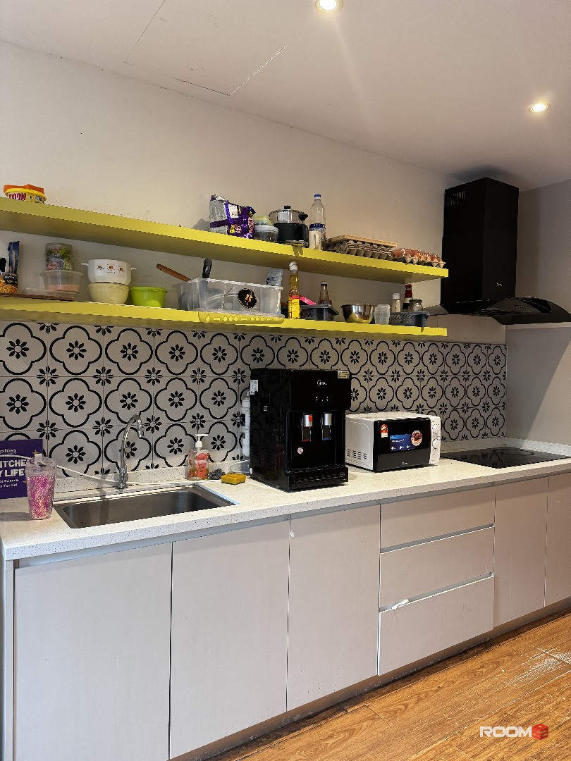 Only 4mins to Icon City ❗ Room with Air Cond at SS3 near SS2/Kelana Jaya