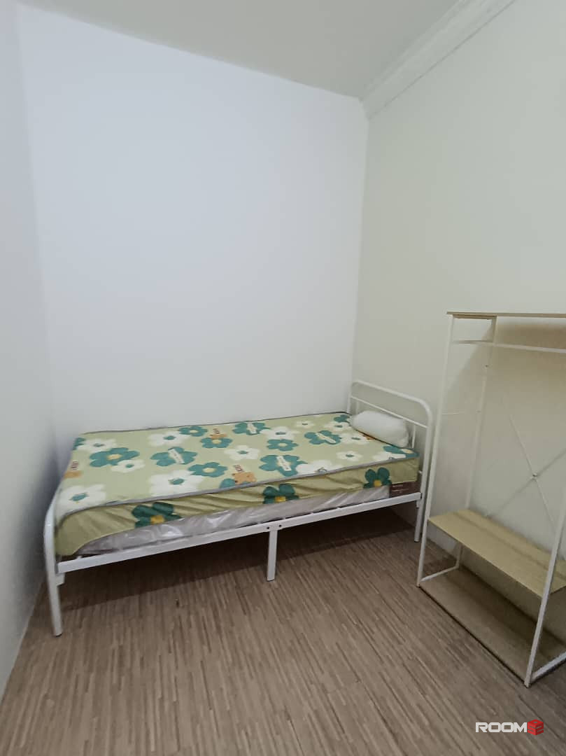 Female room at Taman Ungku Tun Aminah @ Skudai