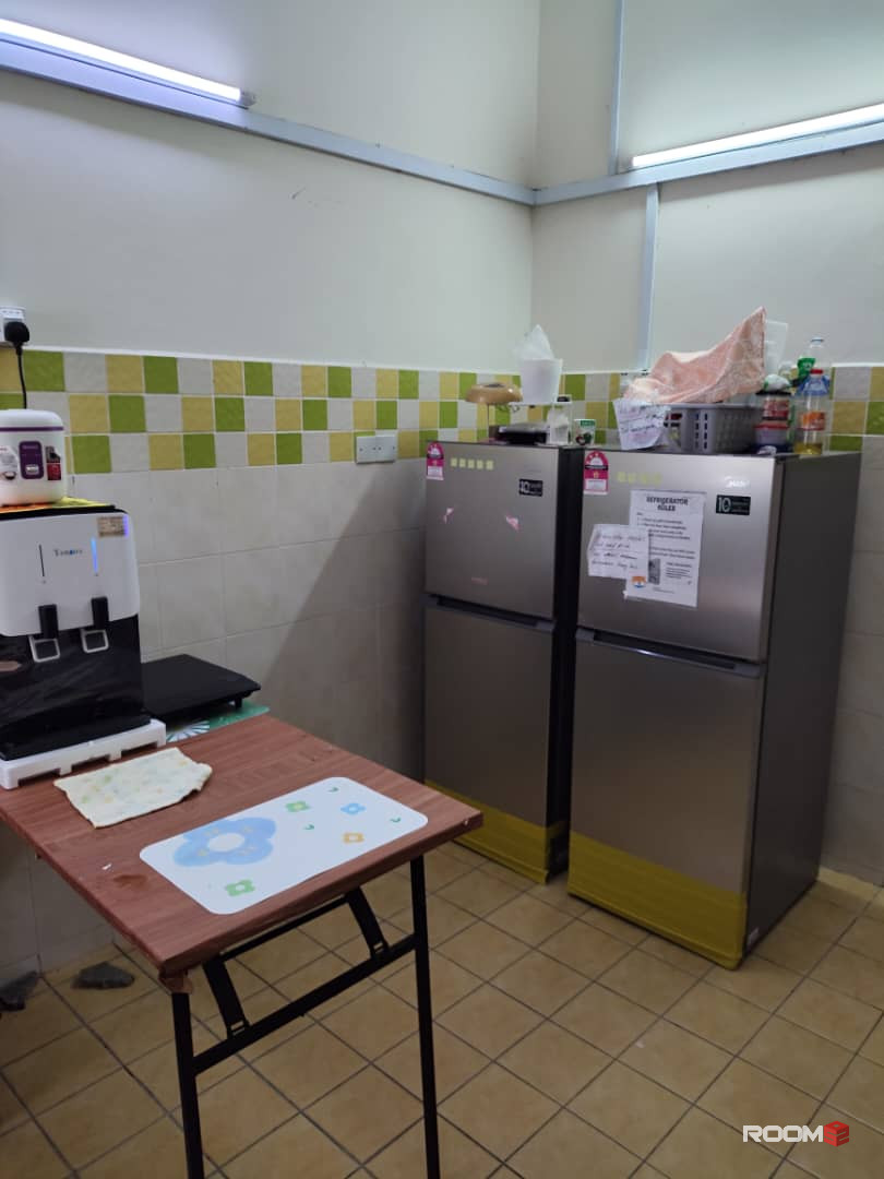 🏠Ready Move-In🏠Zero Deposit - Master Room with AC + Toilet 📣 Rental as low as RM660