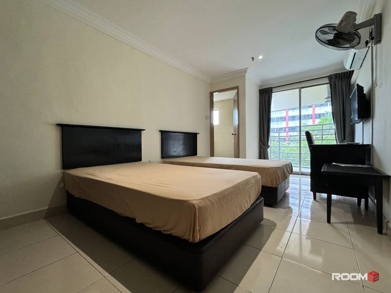📍🌟6 min walk to CIQ-Fully equipped with wifi, and zero deposit available🌟😎