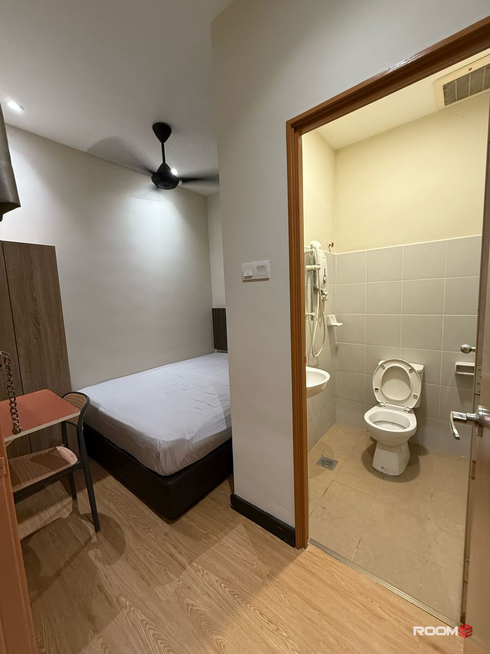 🏡15 min to CIQ, 15min to KSL-🤗Cozy room, fully furnished, zero deposit room available for rent.. Free WIFI🤗😎