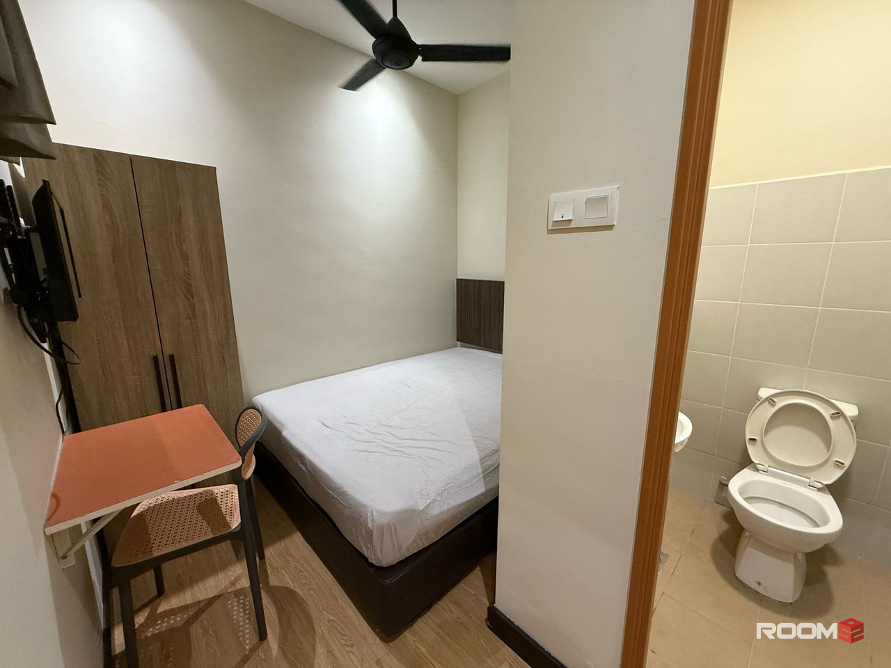 🏡15 min to CIQ, 15min to KSL-🤗Cozy room, fully furnished, zero deposit room available for rent.. Free WIFI🤗😎