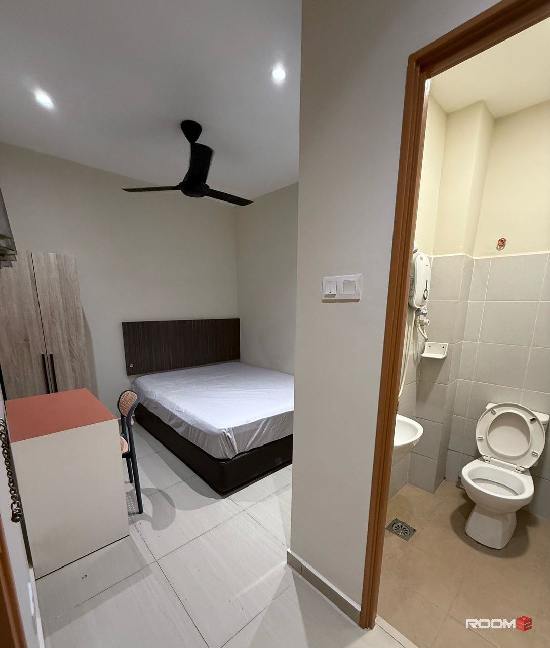 🏡15 min to CIQ, 15min to KSL-🤗Cozy room, fully furnished, zero deposit room available for rent.. Free WIFI🤗😎
