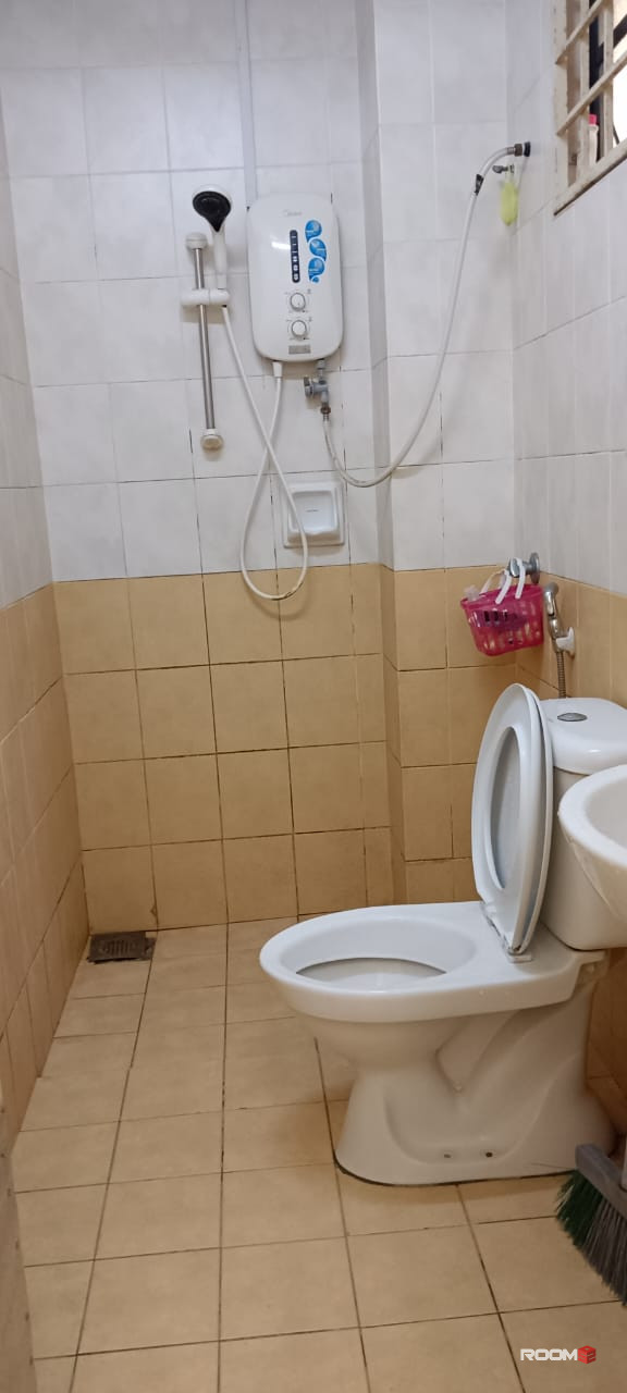 Tiara Bukit Jalil Near MRT station - Single Room - Renovated Unit - Price as low as 400