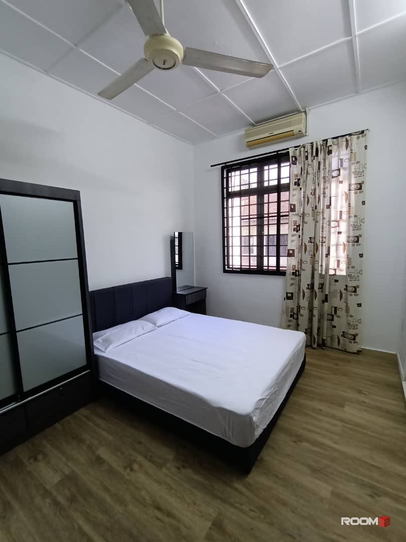 Female room for rent at Taman Bukit Indah @ Iskandar Puteri