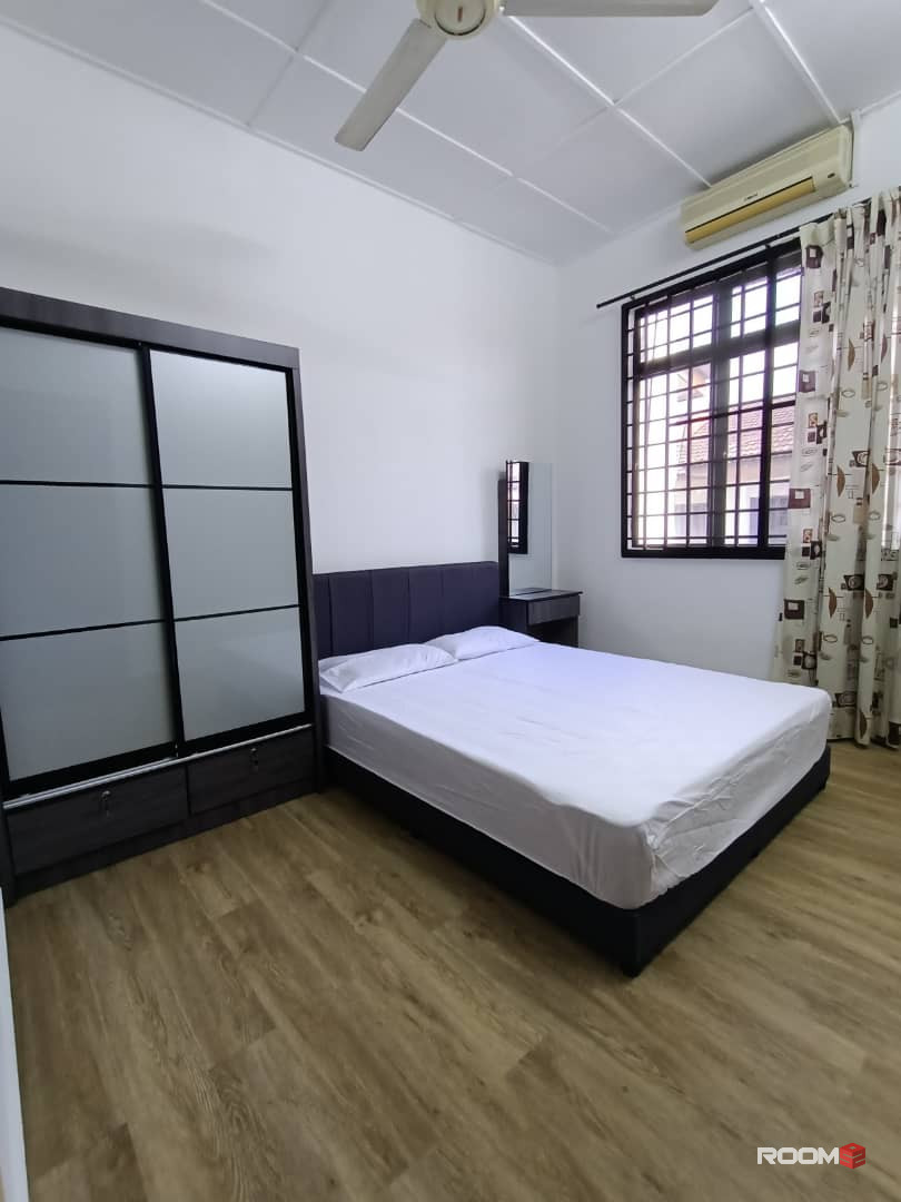 Female room for rent at Taman Bukit Indah @ Iskandar Puteri
