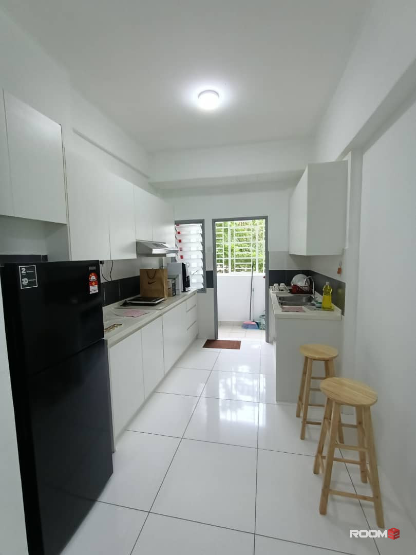 Male room for rent at Twin Residence @ Taman Kobena Tampoi JB