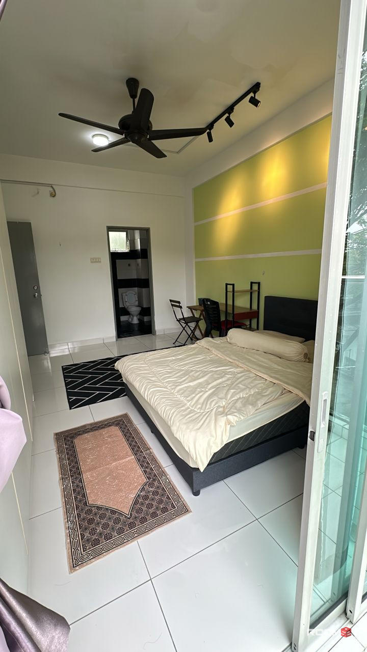 Male room for rent at Twin Residence @ Taman Kobena Tampoi JB