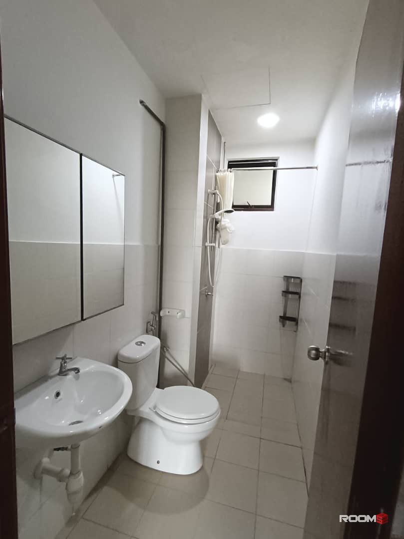 Room for rent at Jentayu Residency @ Tampoi