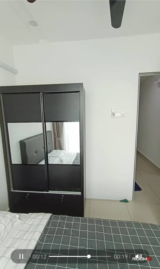 Female Room for rent at Larkin Heights @ Larkin Idaman