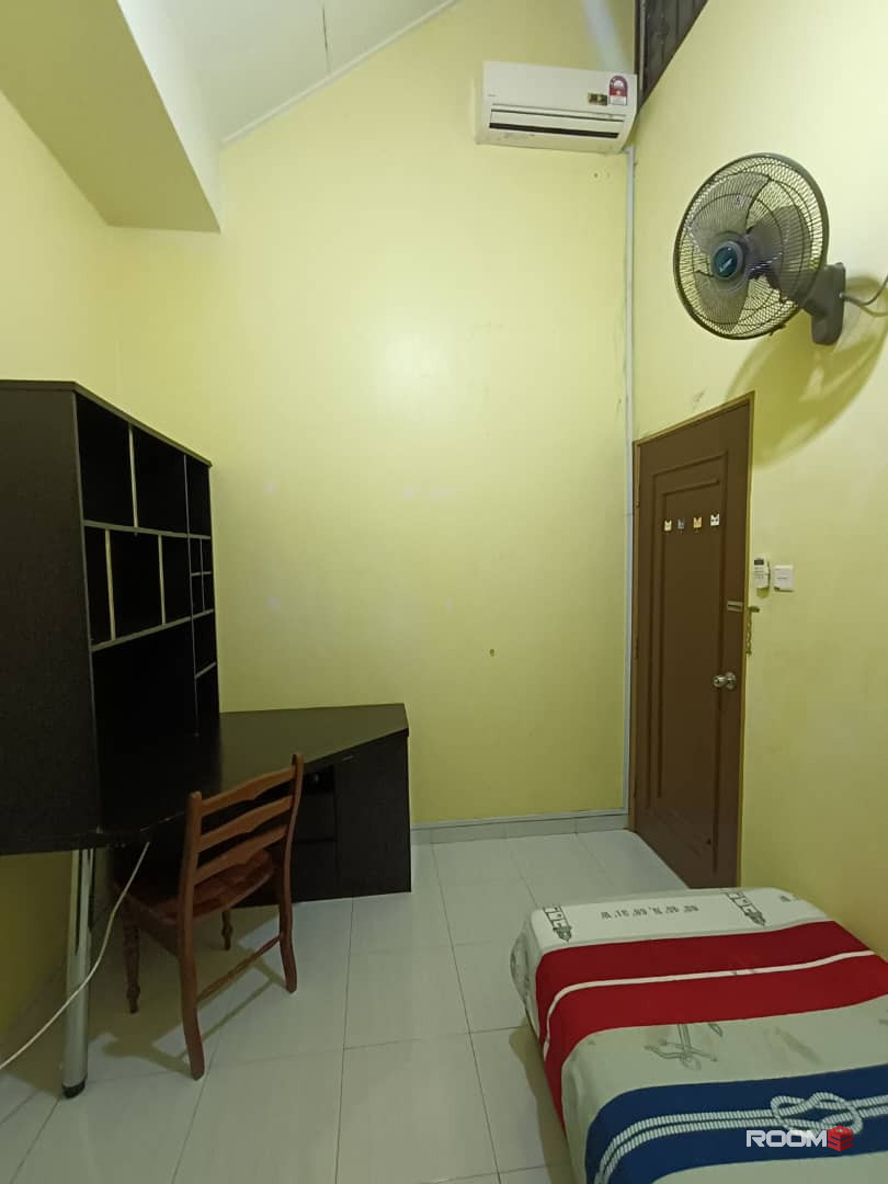 Room for rent at Taman Bukit Indah @ Iskandar Puteri